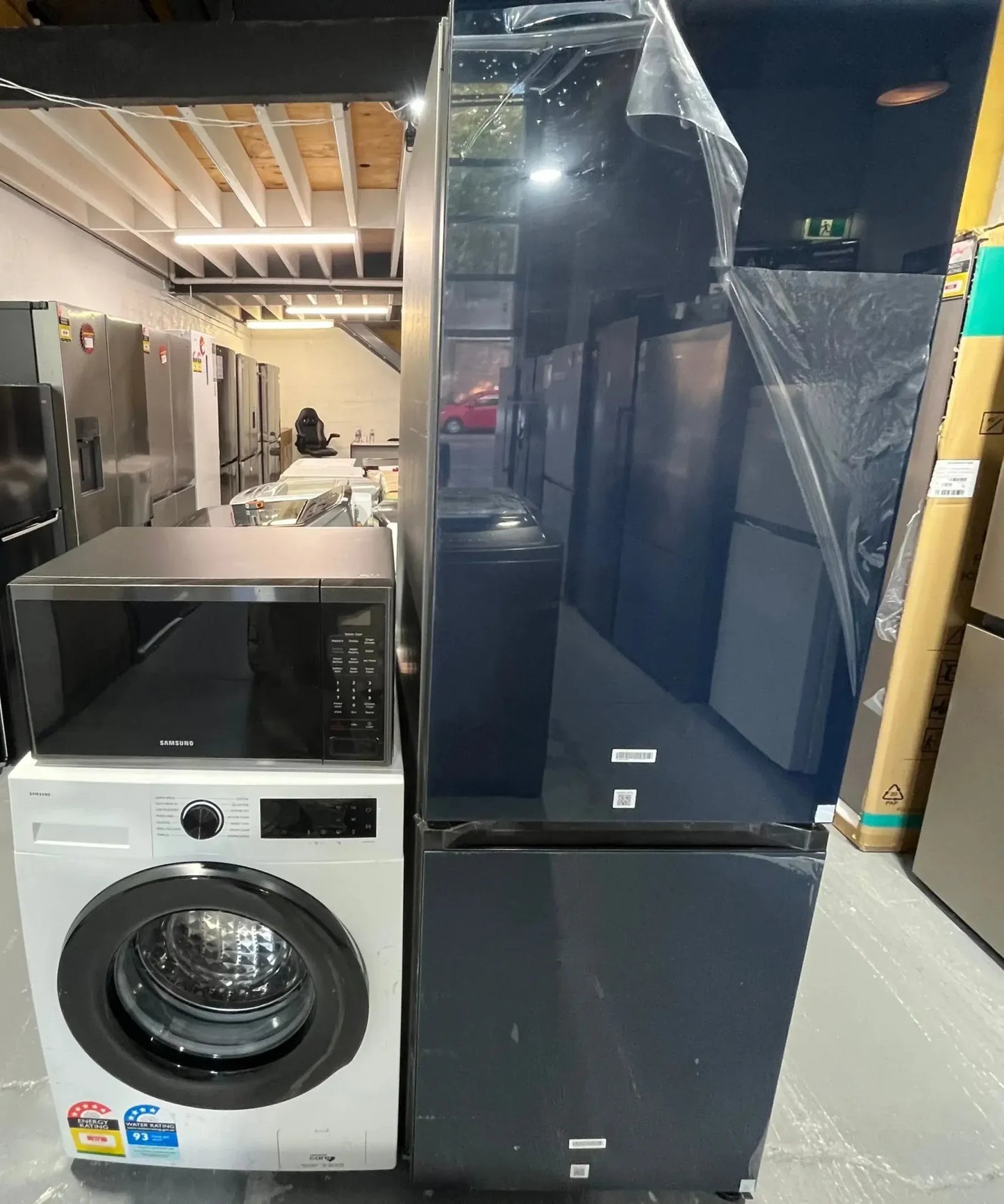 Samsung 339L bottom mount fridge, Samsung 9 kgs washing machine